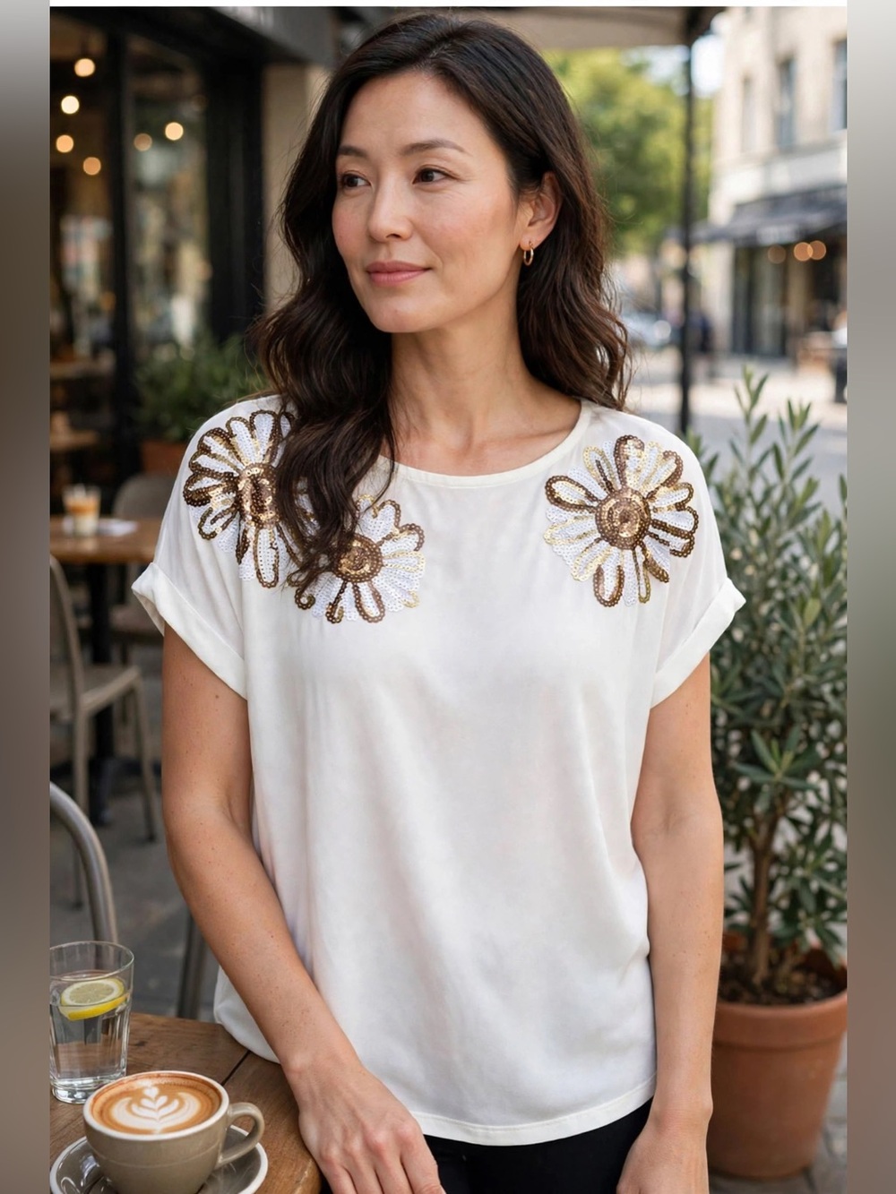 MELANIE LYNE White Flowy Shirt with Floral Sequin Detail - Size M